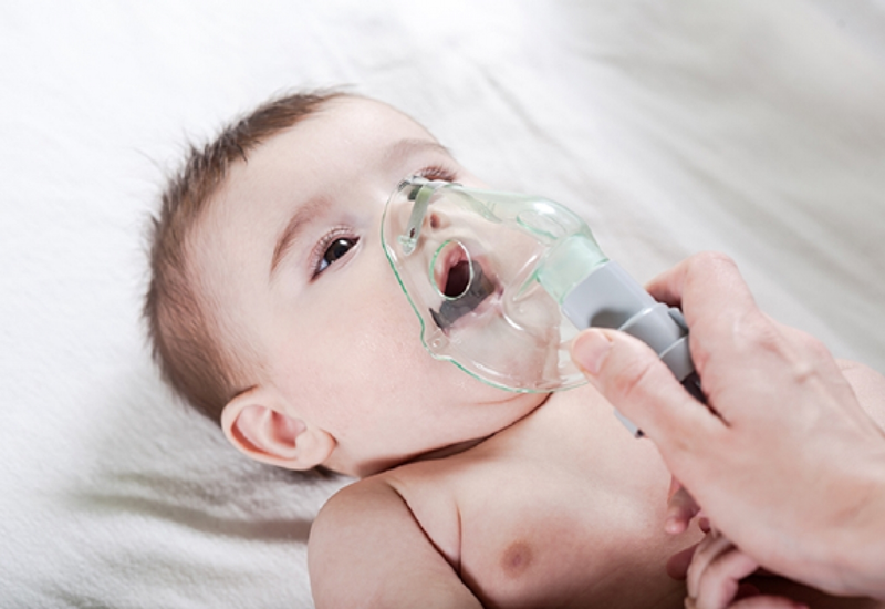 Dấu hiệu cần đưa trẻ nhiễm virus RSV đến bệnh viện ngay